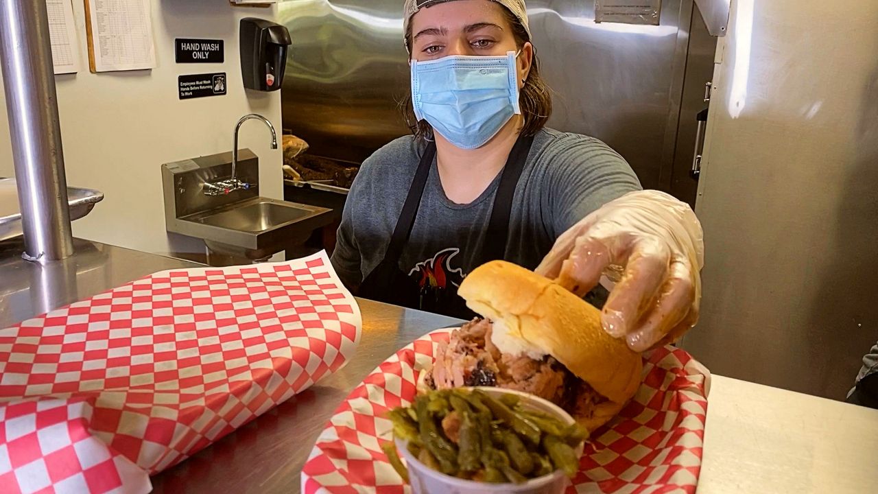 Ellie Lou’s Brews & BBQ says it's missing out on beverage sales since fewer people are choosing to dine in and cater orders. (Spectrum News 13)