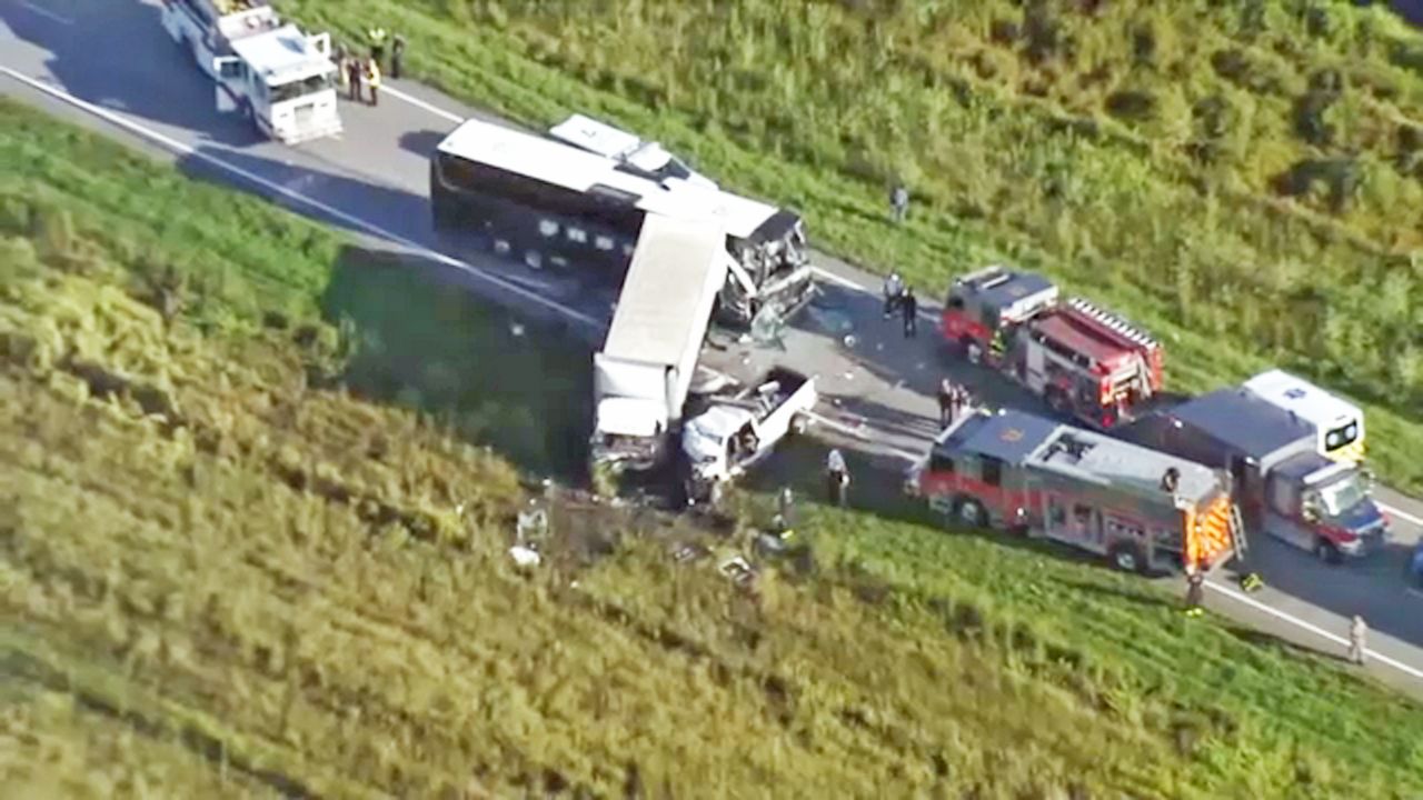 More than a dozen people were involved in a fatal crash in Osceola County on Wednesday, Sept. 21. (Sky 13)