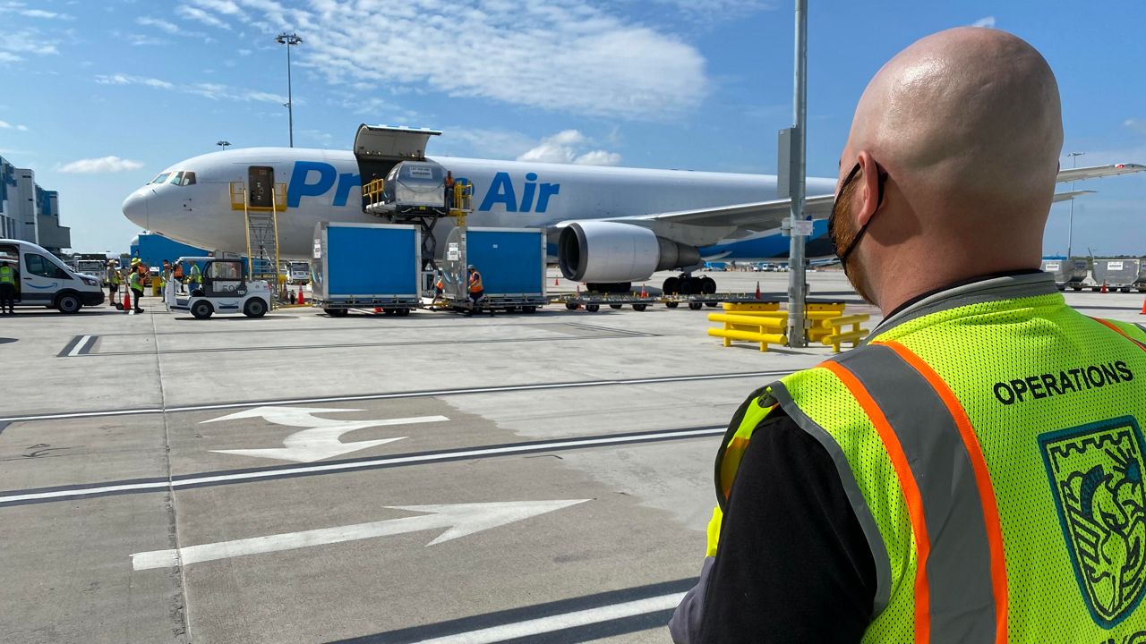 AMAZON AIR HUB DIRECTOR OF OPERATIONS