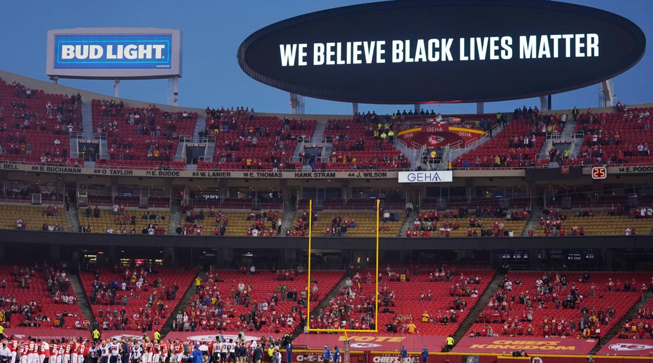 Video: Arrowhead Stadium's newest Super Bowl championship banner