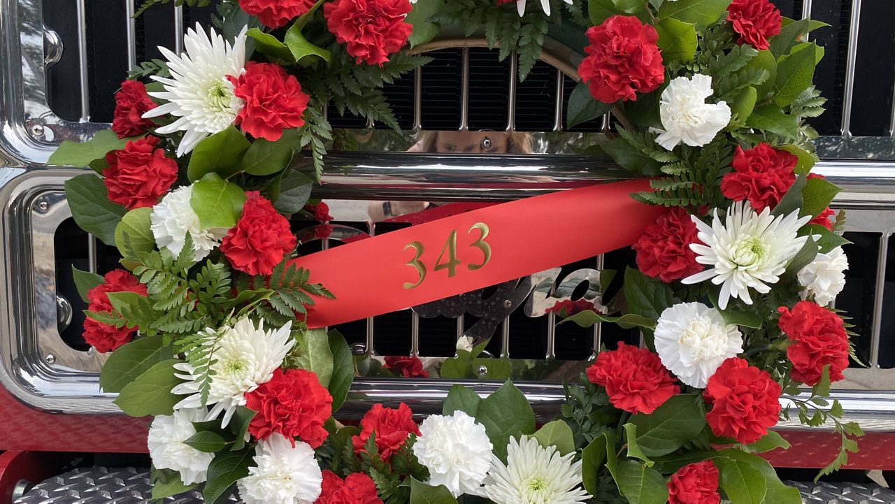 FDNY marks 20-year anniversary of fatal Father's Day Fire with  wreath-laying ceremony in Astoria –