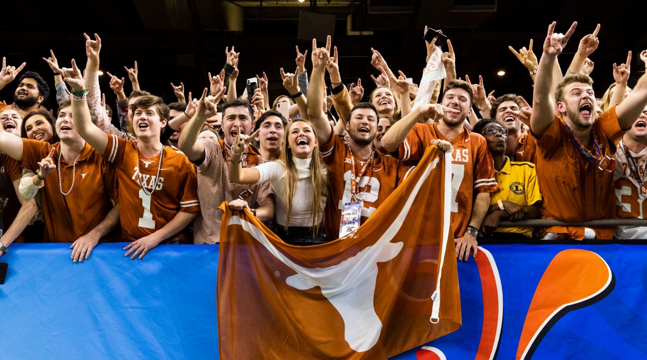 Texas Longhorns fans celebrates during the Sugar Bowl NCAA college football game against the Georgia Bulldogs on Wednesday, Jan. 1, 2019 in New Orleans. (Ric Tapia via AP)