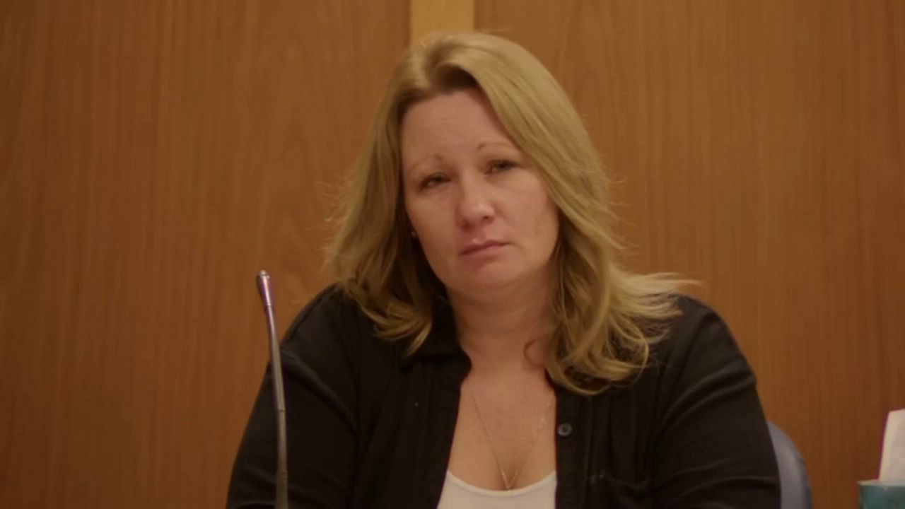 Laurie Shaver testifies during her second-degree murder trial in September. (Spectrum News) 