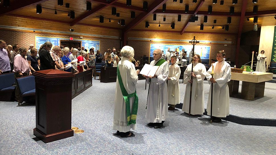 St. David's Episcopal Church in Lakeland held its last service on Sunday. (Stephanie Claytor, staff)