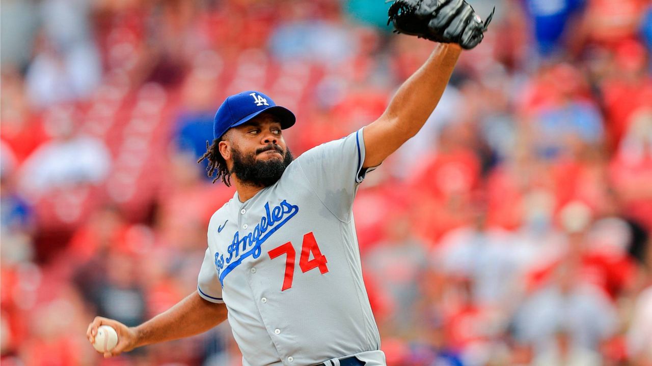 Los Angeles Dodgers' Kenley Jansen throws during the ninth inning of the team's baseball game against the Cincinnati Reds in Cincinnati on Sept. 18, 2021. (AP Photo/Aaron Doster, File)