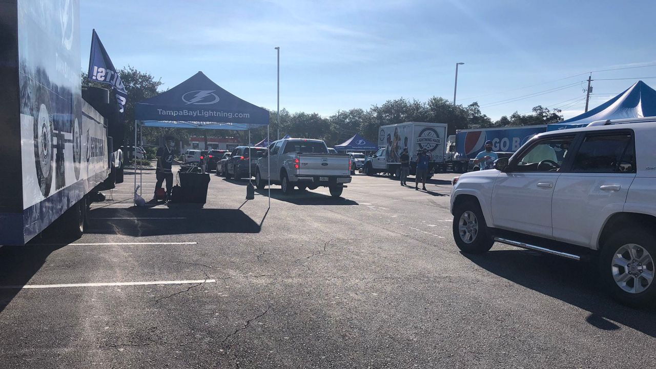 Drive-Through Pep Rally for Lightning Game Saturday Night