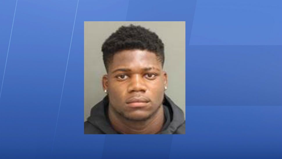 Demetreius Mayes, 18, was arrested and charged with sexually battering a person at a UCF apartment. (Orange County Jail)