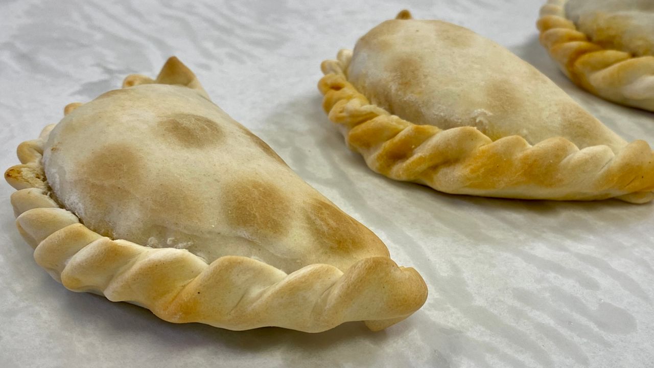 On The Town Food And Dining Spectrum Bay News 9