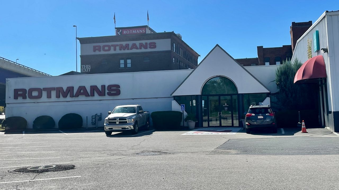 Rotmans furniture store going out of business