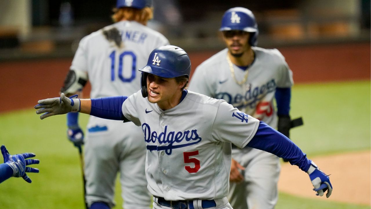 Dodgers Extend Season, Win 7-3 Against Braves in NLCS
