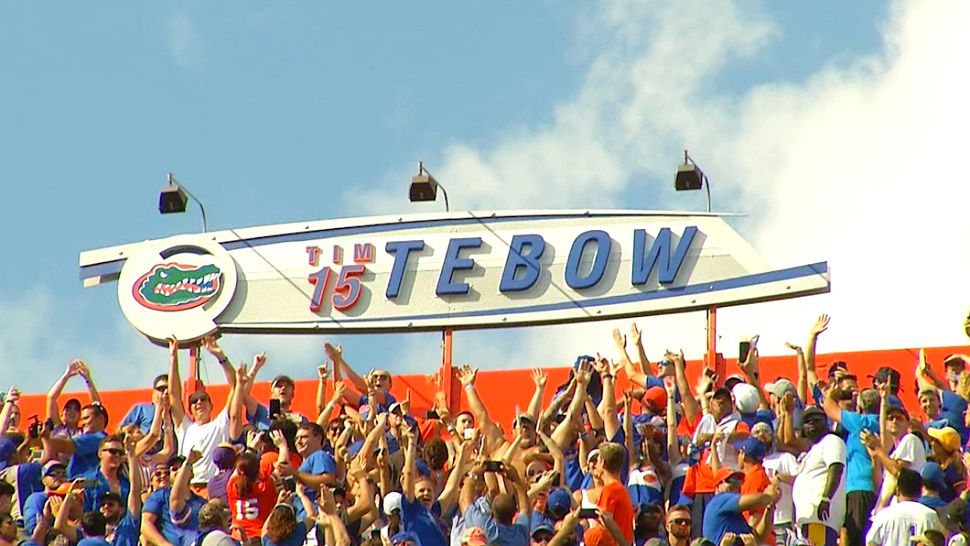 The Florida Gators inducted two-time National Champion and Heisman Trophy-winning QB Tim Tebow into the Ring of Honor today after the first quarter of their matchup vs. No. 5 LSU