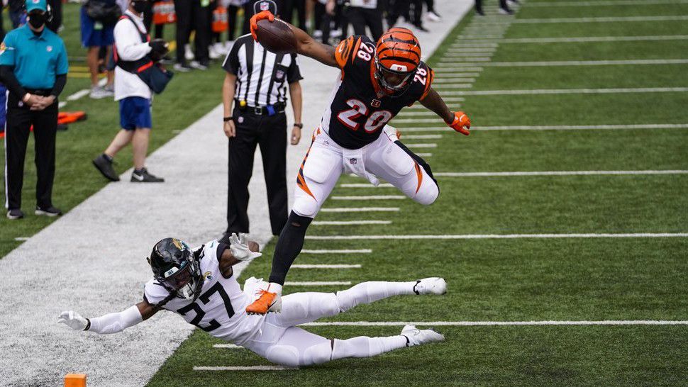 Cincinnati Bengals win again, rallying to beat Jaguars on last-second field  goal, NFL