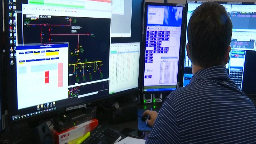 MICHAEL: Duke Energy Crews Prepare for Florida Outages