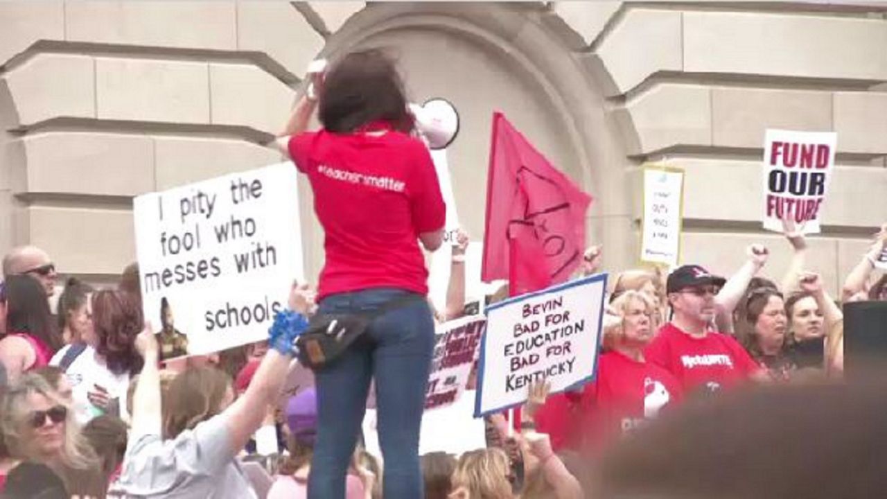 Kentucky Democrats Hoping Teachers Will Be Victory to Governor's Mansion 