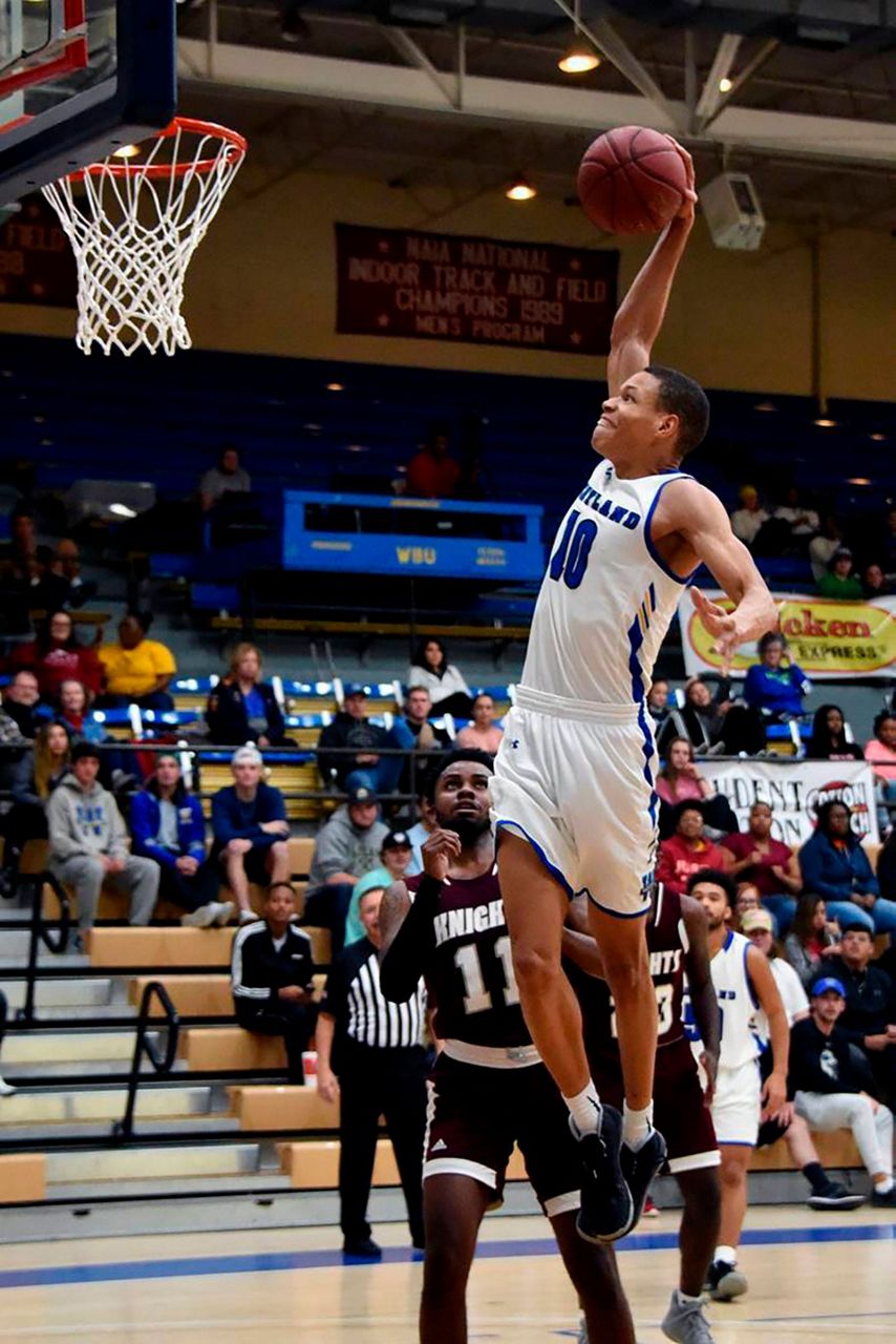 Wayland Baptist's J.J. Culver scores 100 points in game