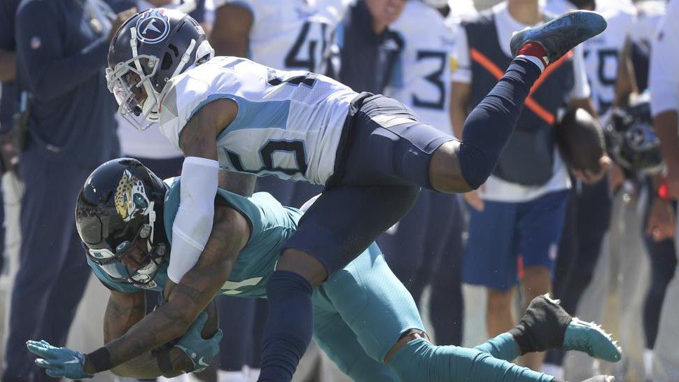 Jaguars vs. Titans: Tennessee holds narrow lead at halftime