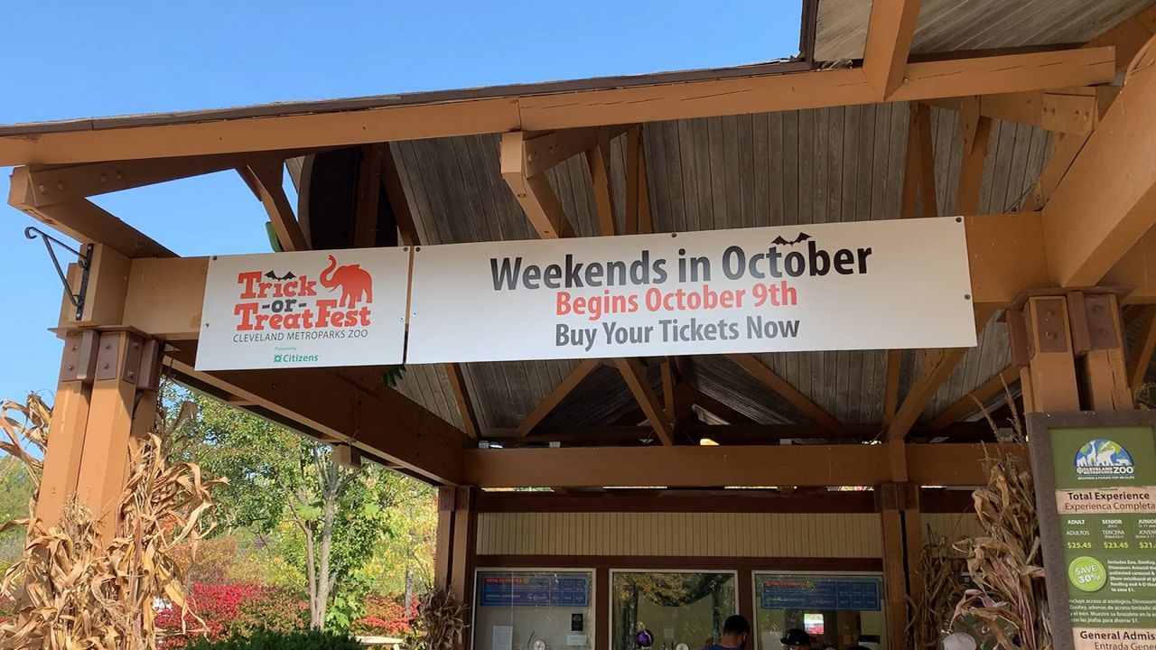 TrickOrTreat Fest Comes to Cleveland Zoo