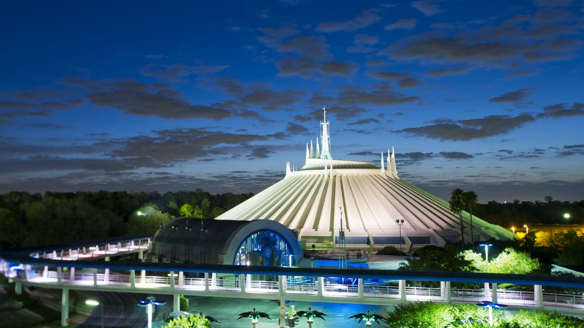 Space Mountain Seats Reported Stolen From Disney World - roblox atracciones disney disney world ultimate theme