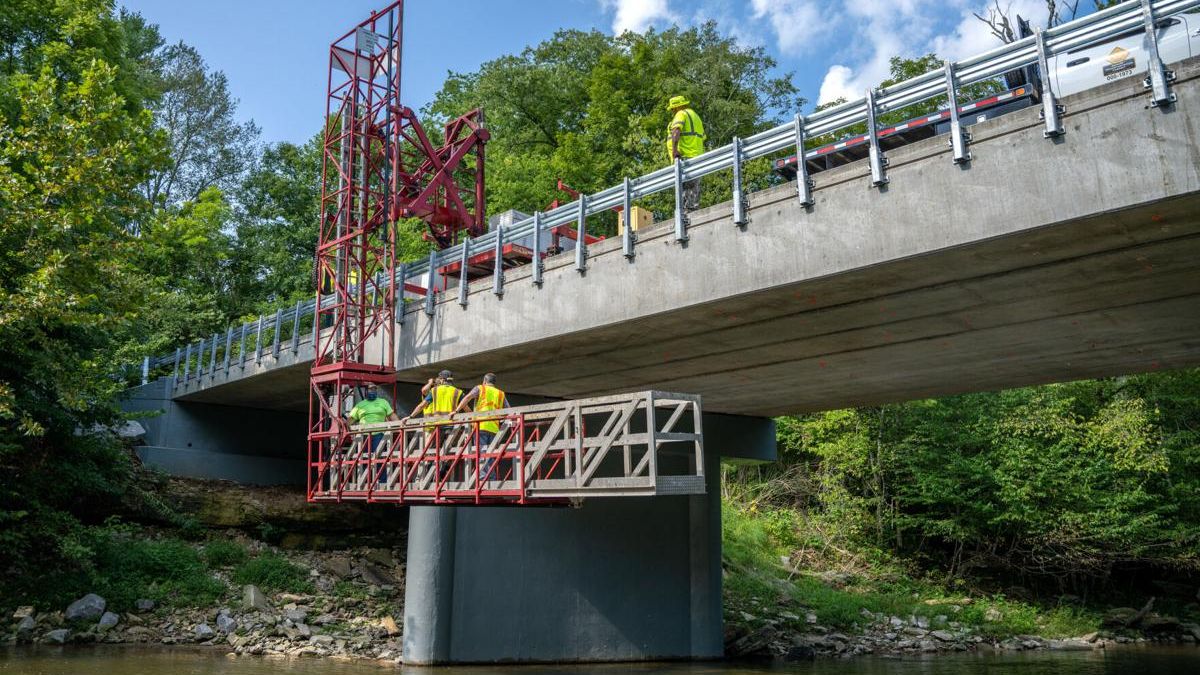 Kentucky's first bat bridge is now open