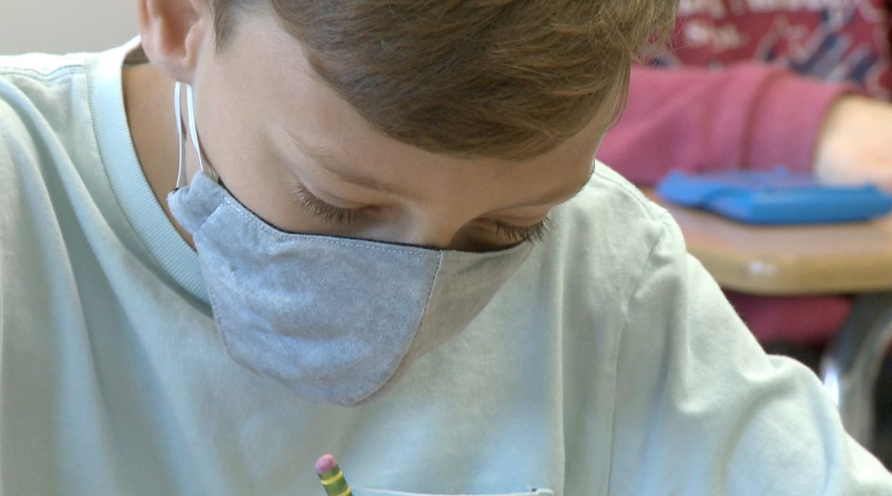 Louisville nonprofit donates face masks to Kentucky School for the Blind –  Kentucky Teacher