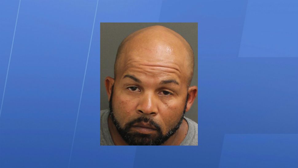 Man Tried to Kidnap Young Girl at Orlando Airport, Cops Say