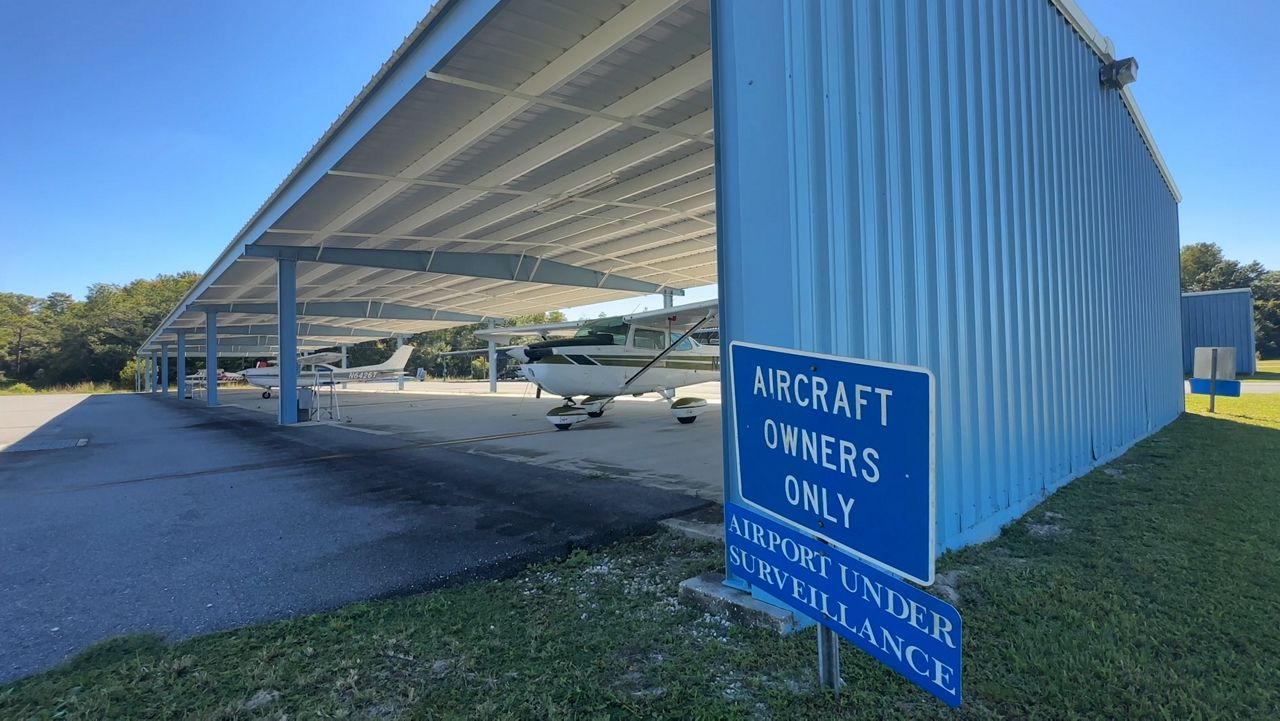 Crystal River Airport runway, aviation activity