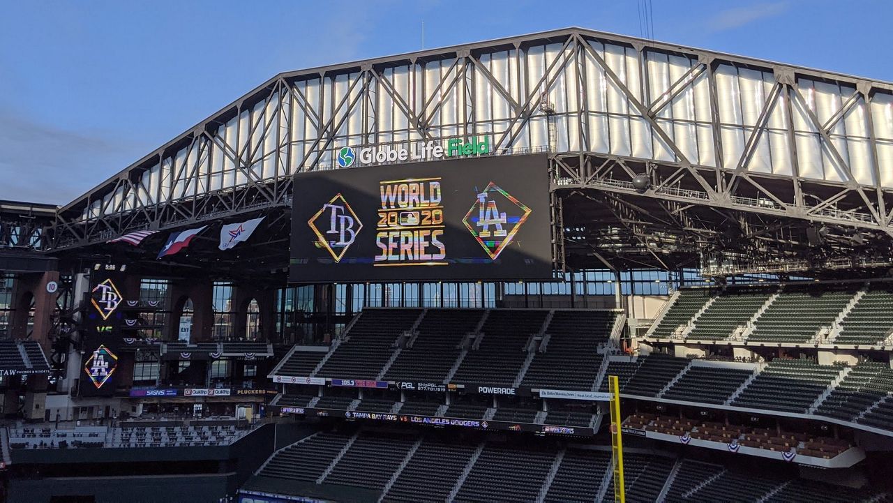 Tyler Glasnow's brother finally gets to watch game in person