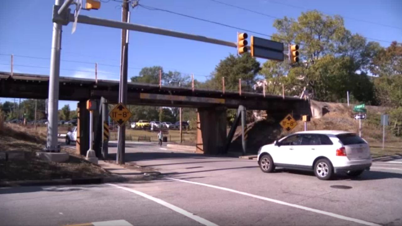 Crews to Raise 'Can Opener Bridge' in Durham