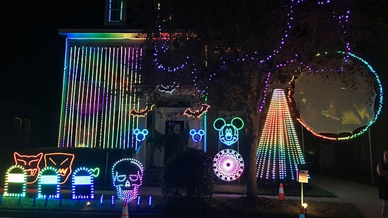 5 Things to Know About the Halloween Lights on Jeater Bend