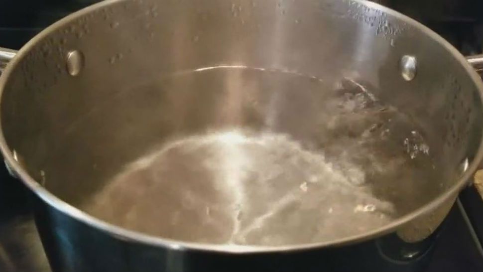 Residents are asked to boil water for cooking or drinking. (File photo of boiled water)