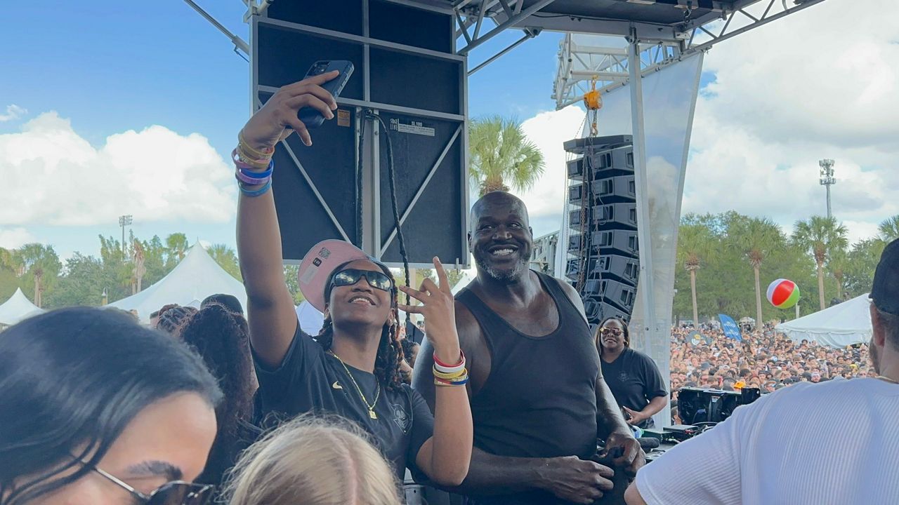 Shaquille O'Neal was at UCF on Saturday, performing before adoring fans. (Ybeth Bruzual/Spectrum News 13)