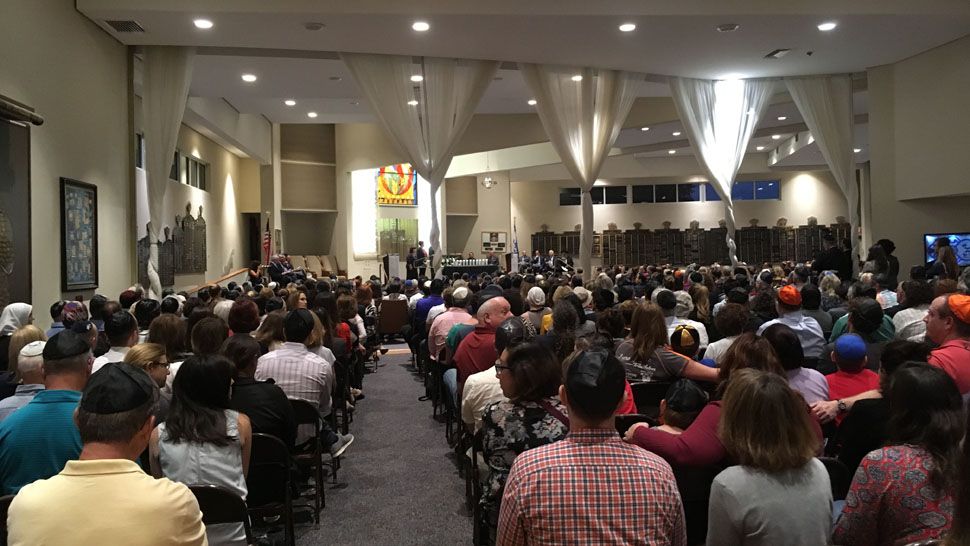 Temple service Monday, October 29, 2018 at Congregation Rodeph Sholom in Tampa to mourn victims in the October 27 shooting at the Tree of Life Synagogue in Pittsburgh, Pennsylvania. (Laurie Davison/Spectrum Bay News 9)
