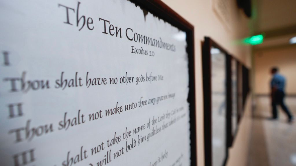 Ten Commandments Display Law
