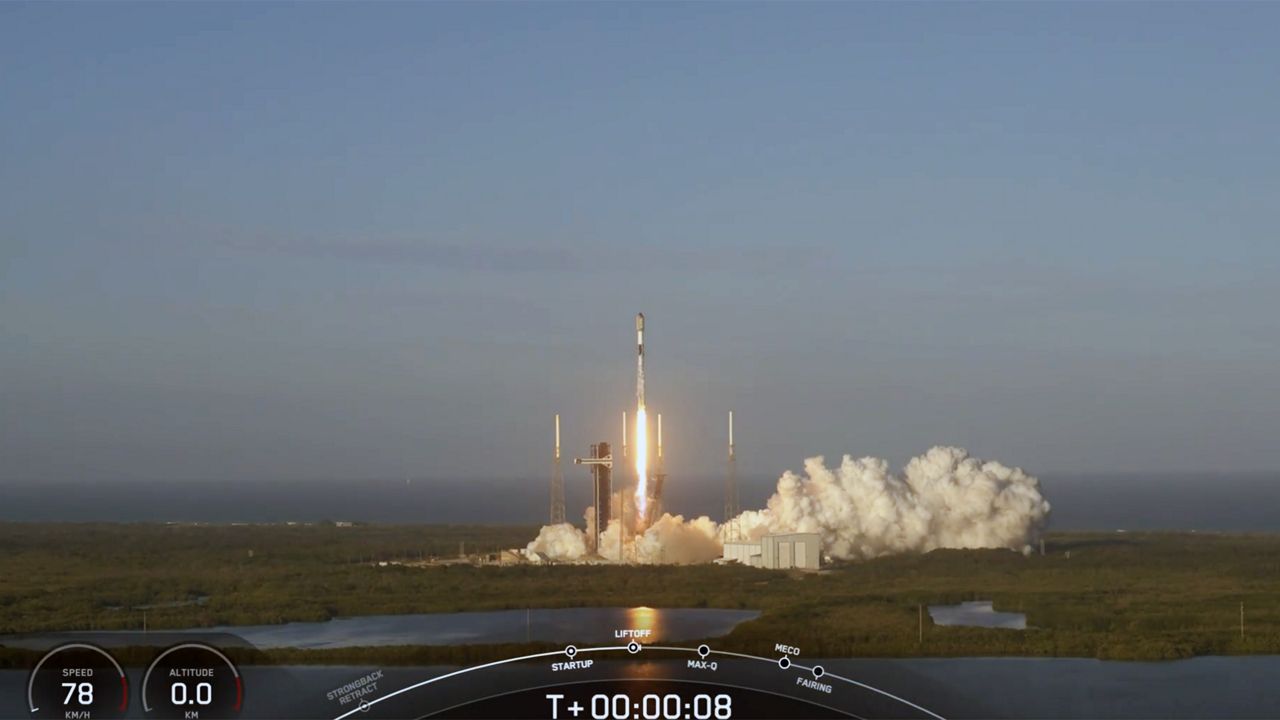 SpaceX launches 24 Starlink satellites