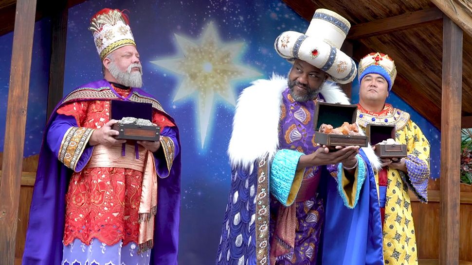 To end the holiday season, SeaWorld is hosting its Three Kings Day celebration, which will feature "specialty cuisine and celebratory experiences that honor the cherished traditions of Latin cultures." (SeaWorld)