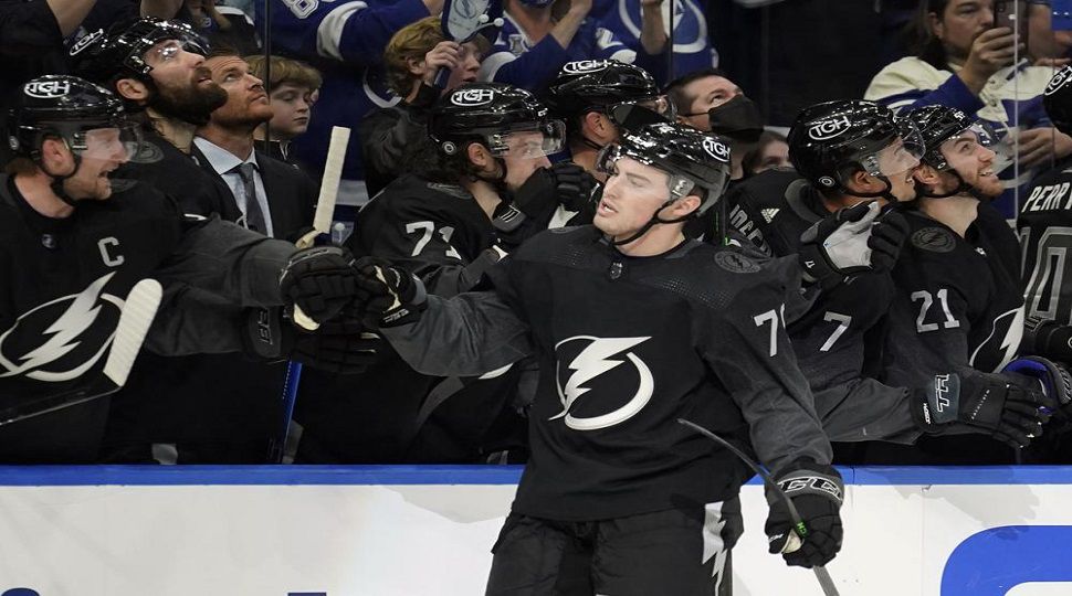 tampa bay lightning black uniforms