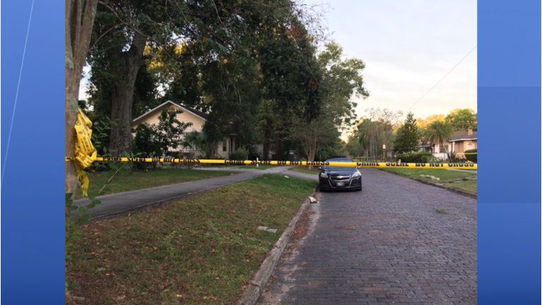 A 27-year-old woman was shot and killed around 1 a.m. Thursday in St. Petersburg, according to police. (Katie Jones/Spectrum News)