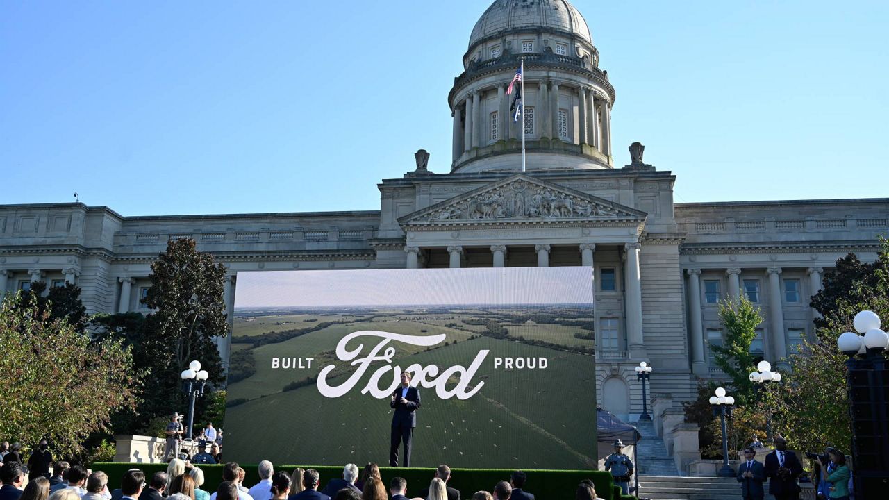 Gov. Andy Beshear annouces Ford's new EV battery plant in Hardin County. (File photo)