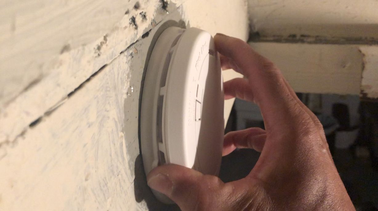 Firefighters Install And Check Smoke Detectors For Free