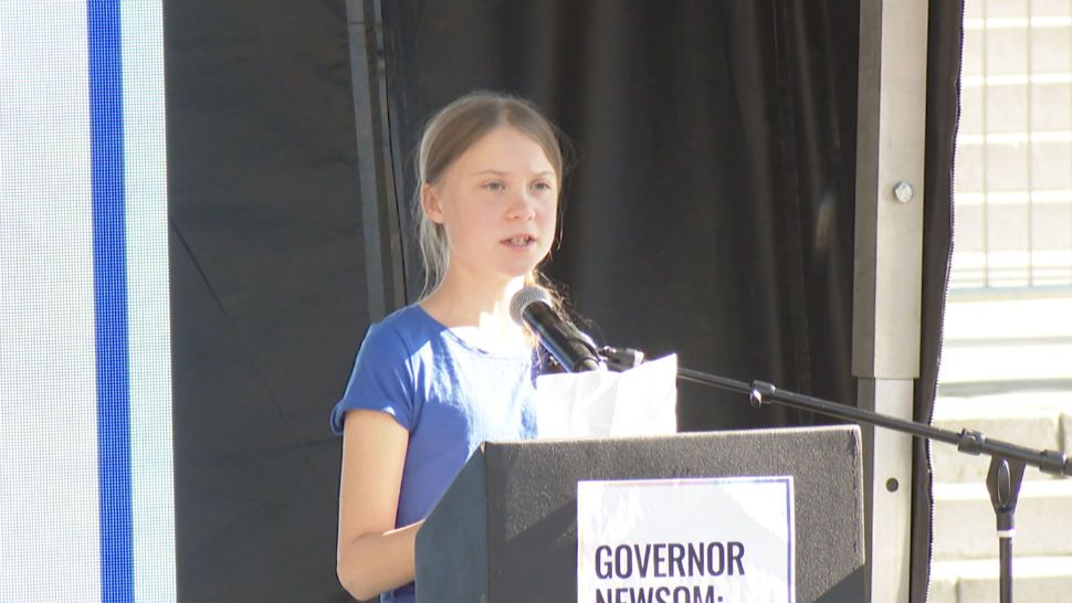 Greta Thunberg Joins LA Climate Change Fighters - Spectrum News 1