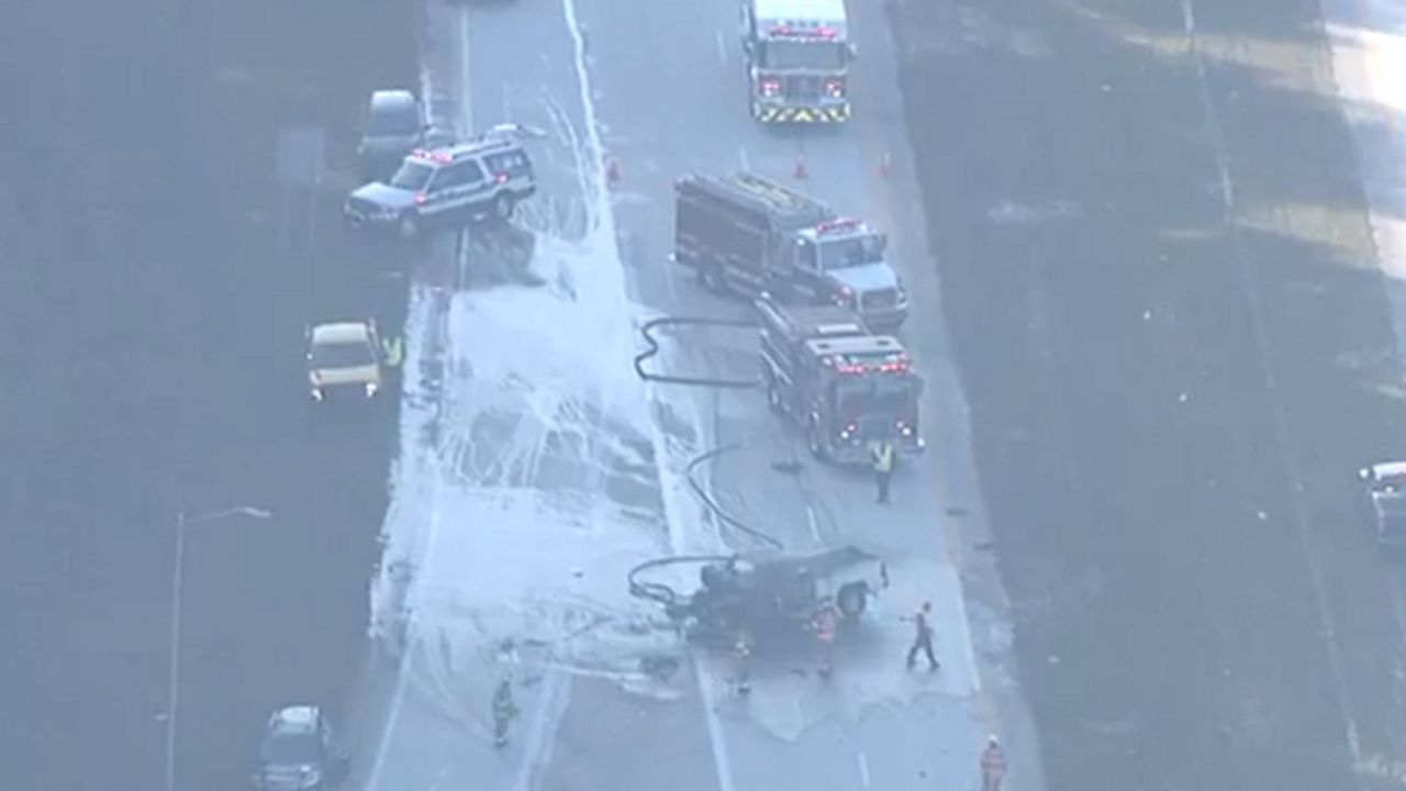 Crash closes I-40