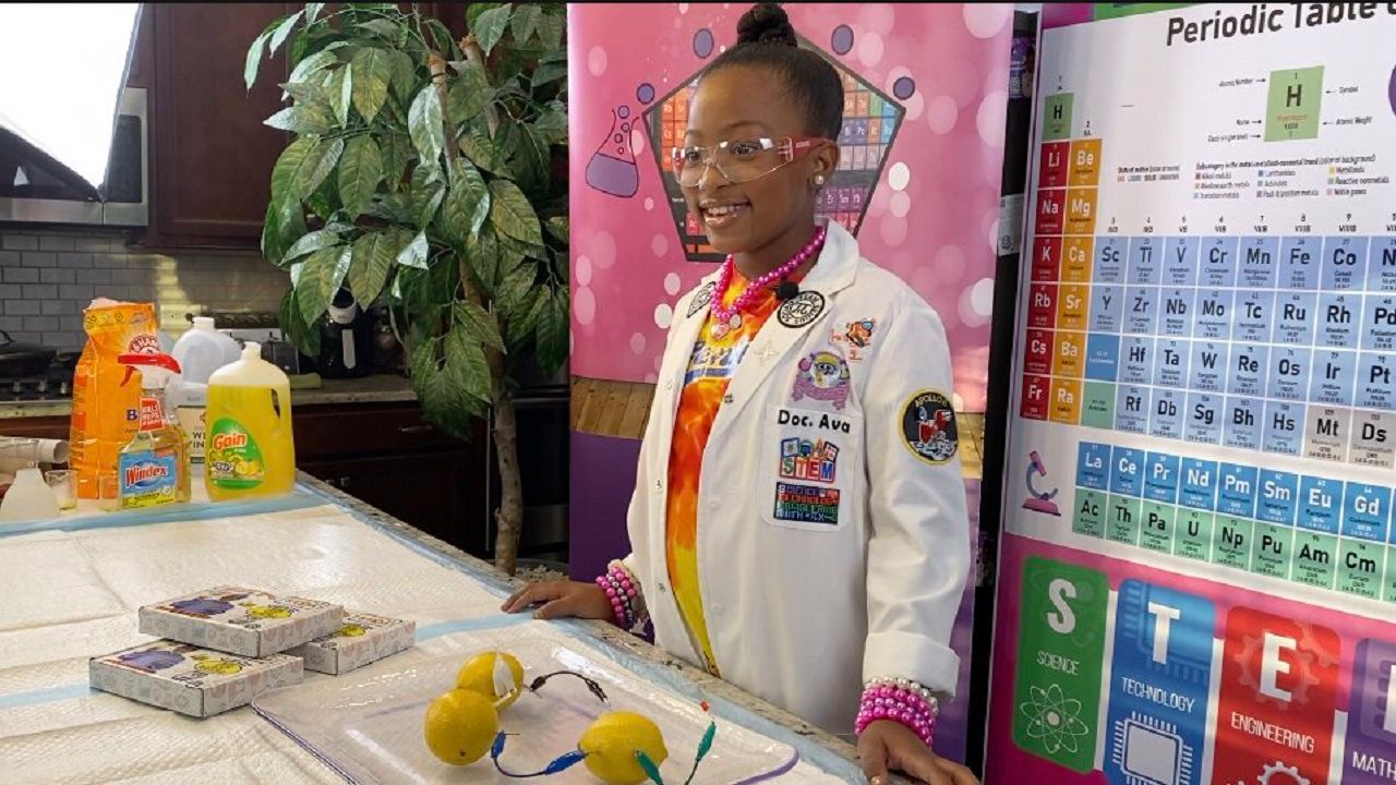 Putri STEM menginspirasi anak-anak untuk menemukan kejeniusan batin mereka