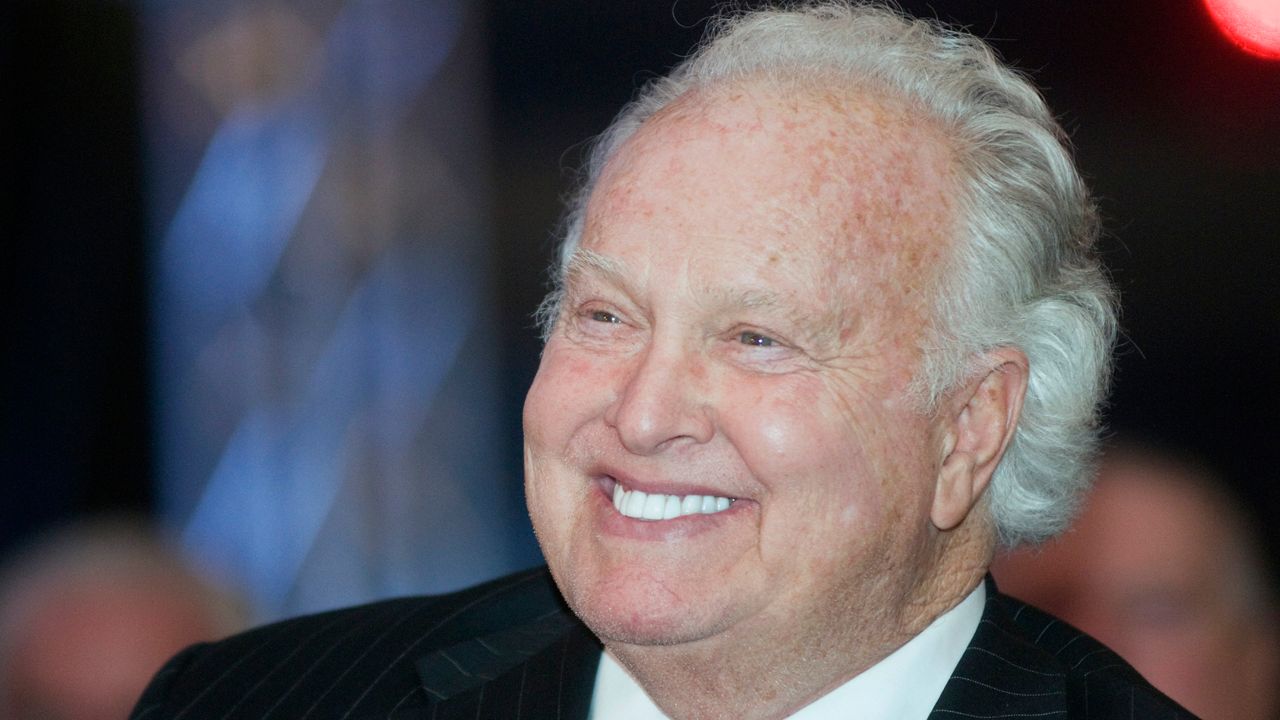 "The Golden Boy" Paul Hornung Dies at 84