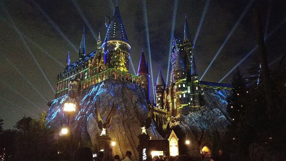 Universal kicked off its holiday festivities with a preview of 'The Magic of Christmas at Hogwarts' projection show on Wednesday, November 15. (Ashley Carter/Spectrum News)