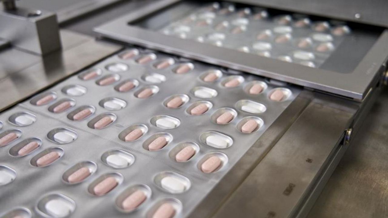 Autoriza EE.UU. la píldora de Pfizer contra el COVID-19