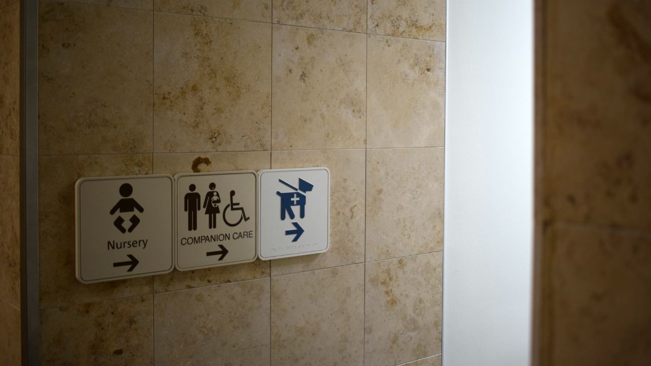 Orlando International Airport Opens New Pet Relief Stations