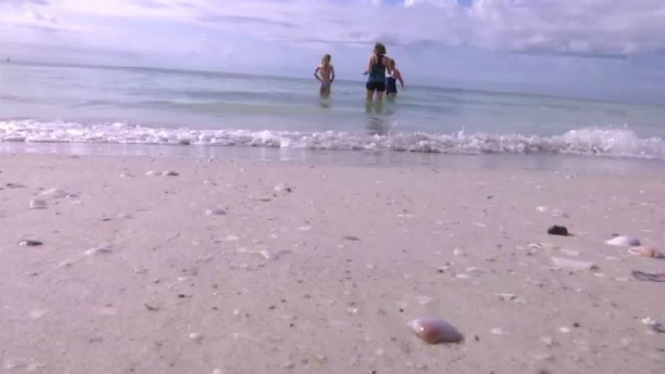 It was a beautiful Monday at St. Pete Beach as red tide problems have largely gone away.