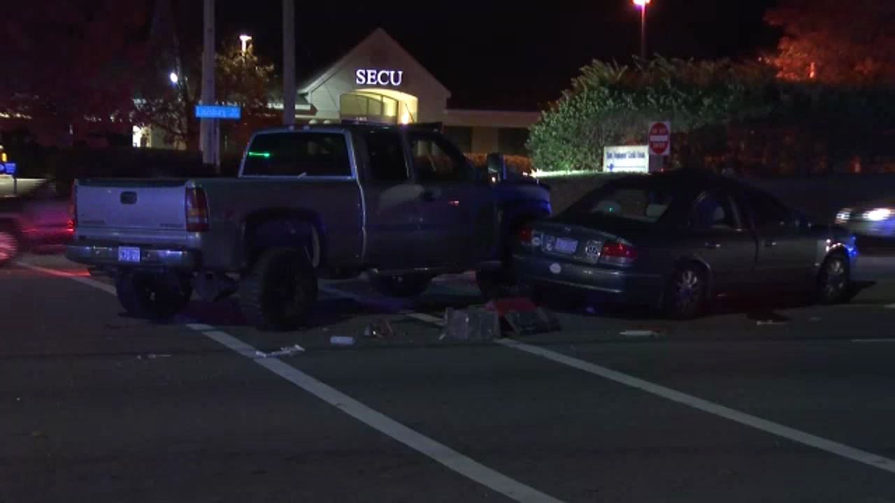 1 killed, 1 injured in Raleigh crash