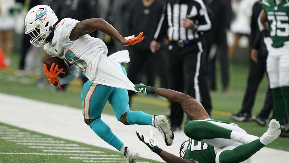 Miami Dolphins frustrate mistake-prone Jets