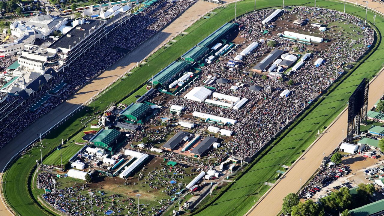 1123 Ky Churchill Downs Aerial